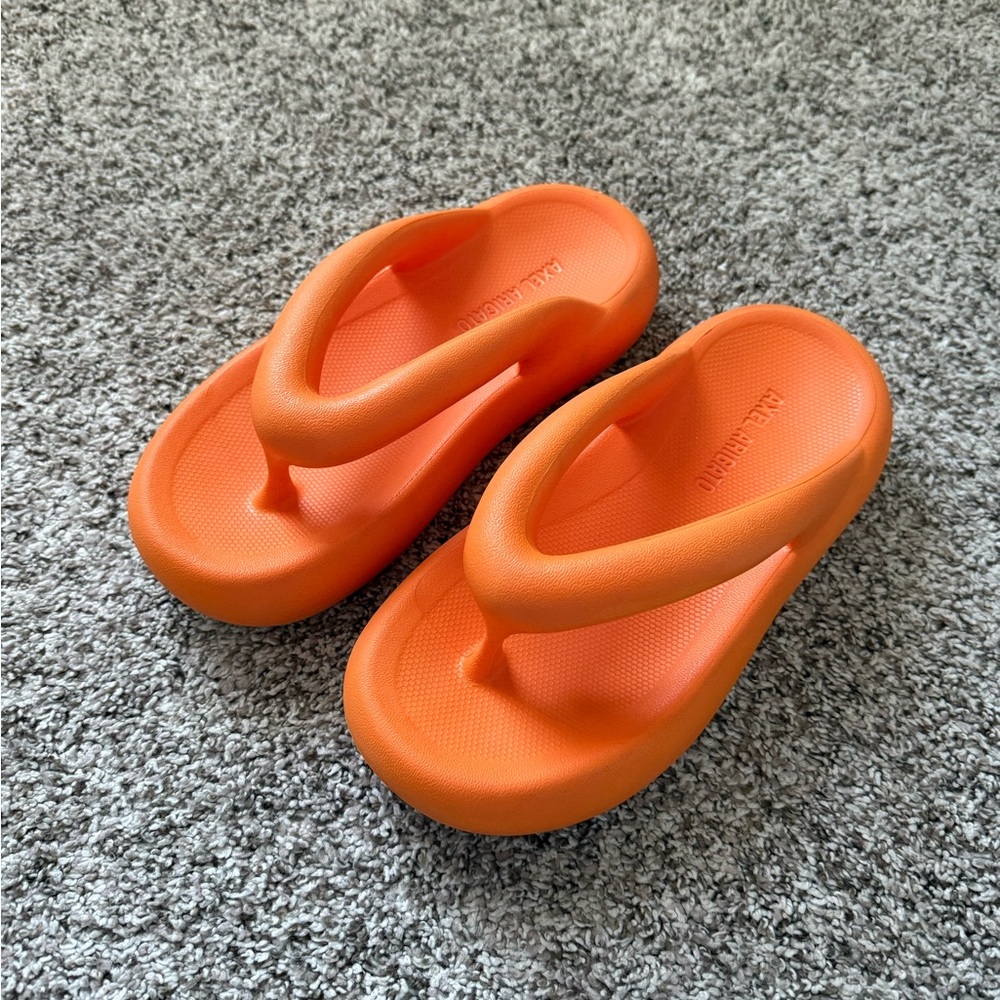 Axel Arigato Delta Sandals